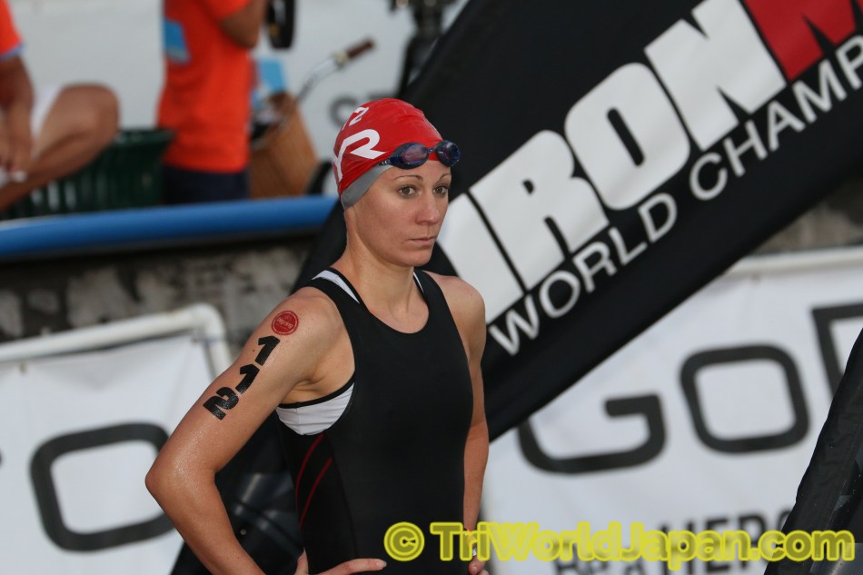 プロ女子スイム写真１