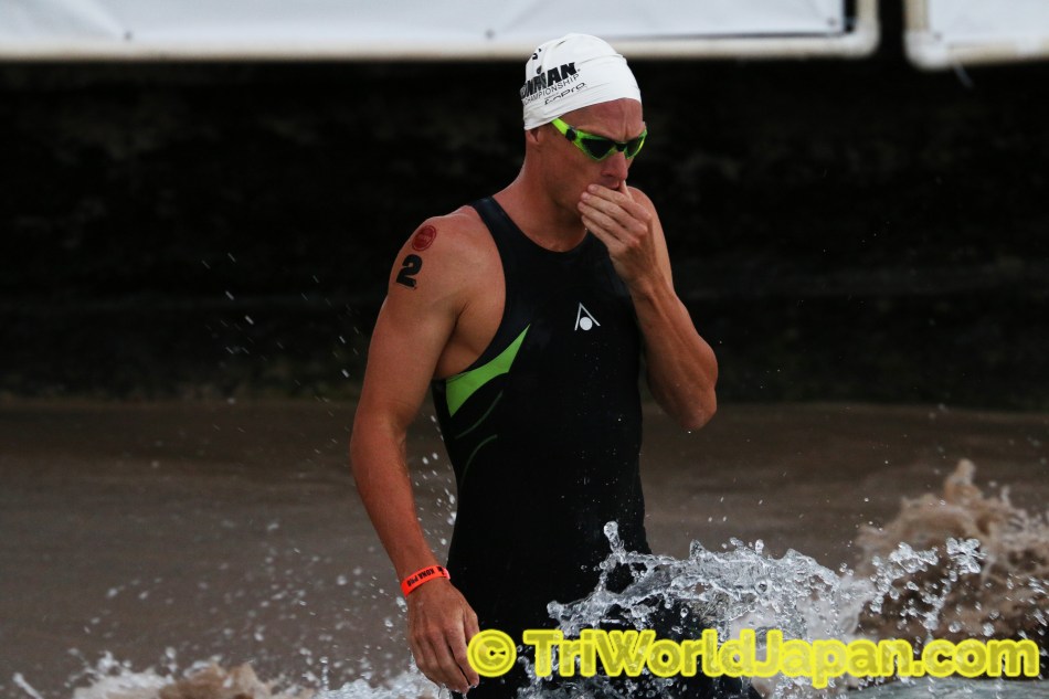 プロ男子スイム写真１