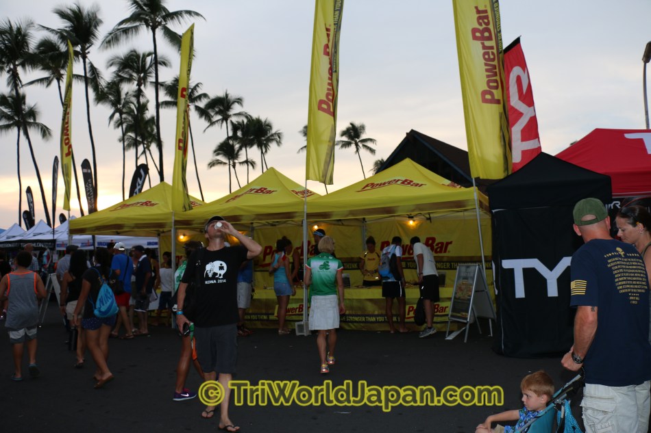 オフィシャルドリンクブランドPowerBarの試食ブース