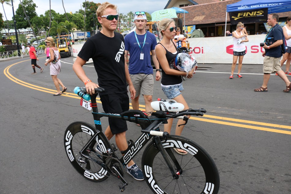 去年のエイジ世界王者からプロに転校した南アフリカ代表Kyle Buckinghamは注目株だ